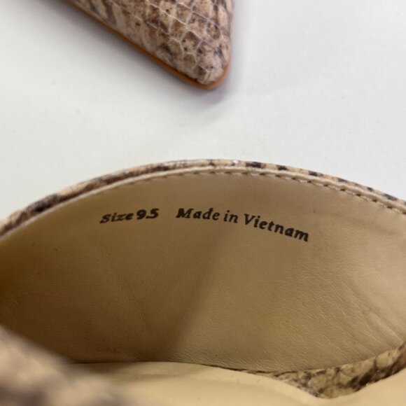 Dolce Vita  Kanika Heels Size 9.5 Sand Snake Embossed Leather Pointed Toe - Picture 11 of 16
